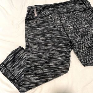 ZELLA Workout Capris